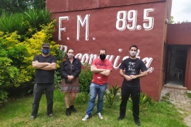 Imágen de Enacom visit Radio Reconquista 
