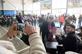 Imágen de Entrega de tablets en Malvinas Argentinas