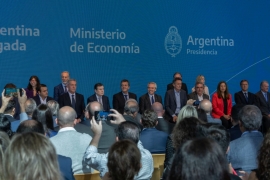Imágen de ENACOM presente en el anuncio del Plan Integral Argentina Irrigada 