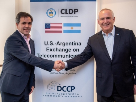 Imágen de Cierre de las jornadas sobre telecomunicaciones entre Argentina y Estados Unidos